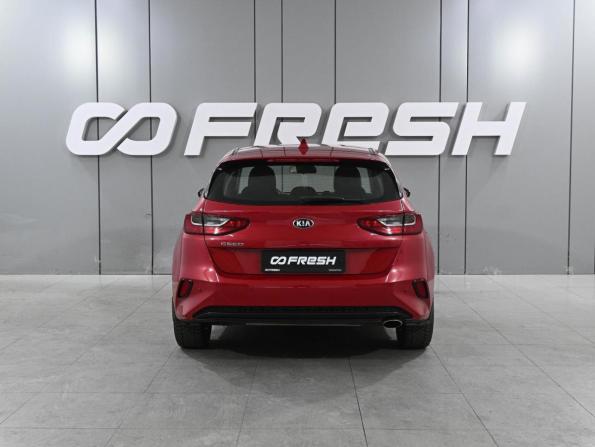 Kia Ceed III с пробегом 2018 года, цена 1 599 000 рублей, 119777 км, хэтчбек, Автокод Объявления