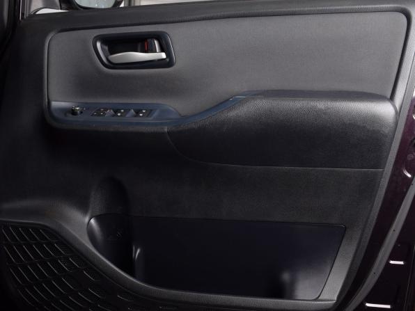 Toyota Noah III (R80) с пробегом 2016 года, цена 1 715 999 рублей, 143666 км, минивэн, Автокод Объявления