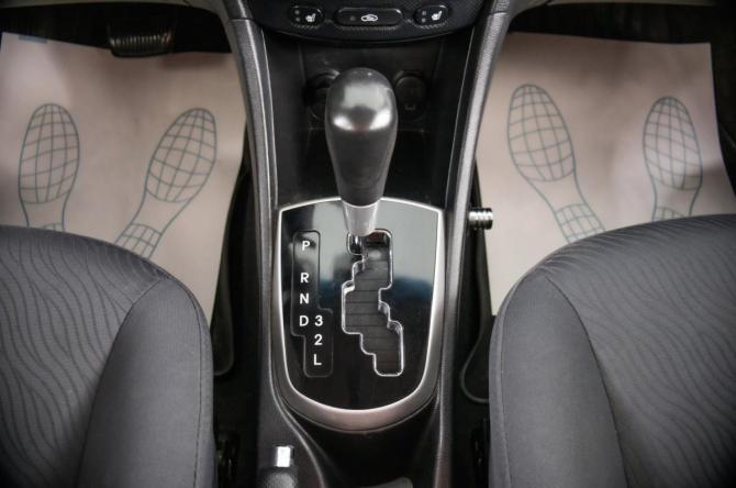 Hyundai Solaris I с пробегом 2011 года, цена 729 000 рублей, 193000 км, седан, Автокод Объявления