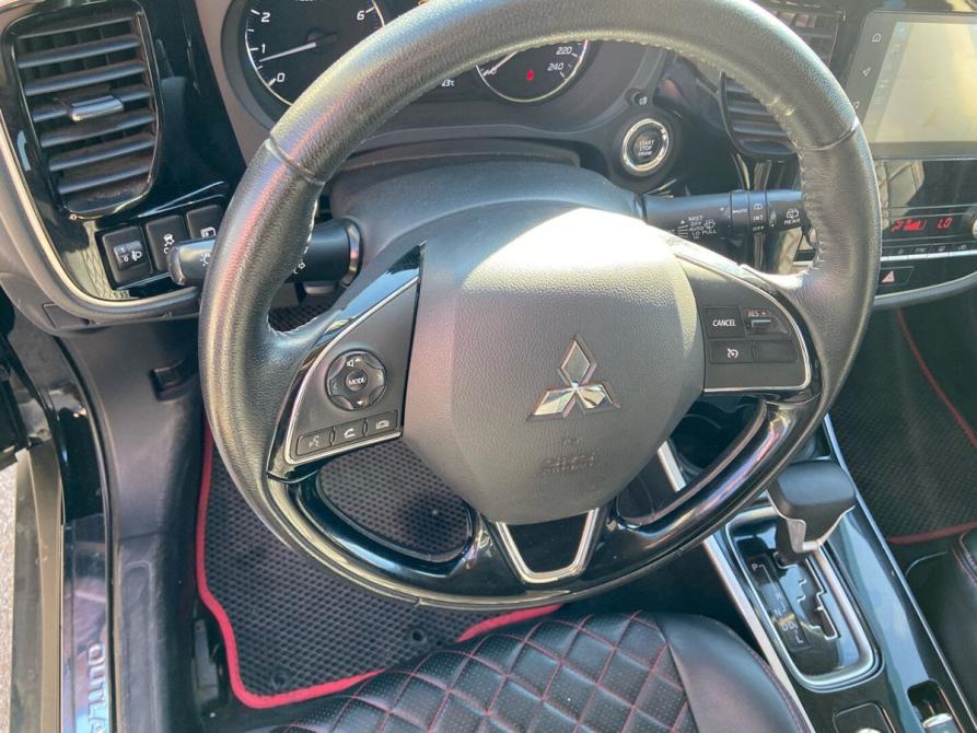 Mitsubishi Outlander III Рестайлинг 3 Стерлитамак  - изображение 12