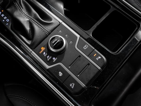 Kia Sorento IV с пробегом 2021 года, цена 3 600 000 рублей, 92419 км, внедорожник, Автокод Объявления