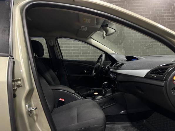 Renault Fluence I с пробегом 2012 года, цена 670 000 рублей, 134289 км, седан, Автокод Объявления