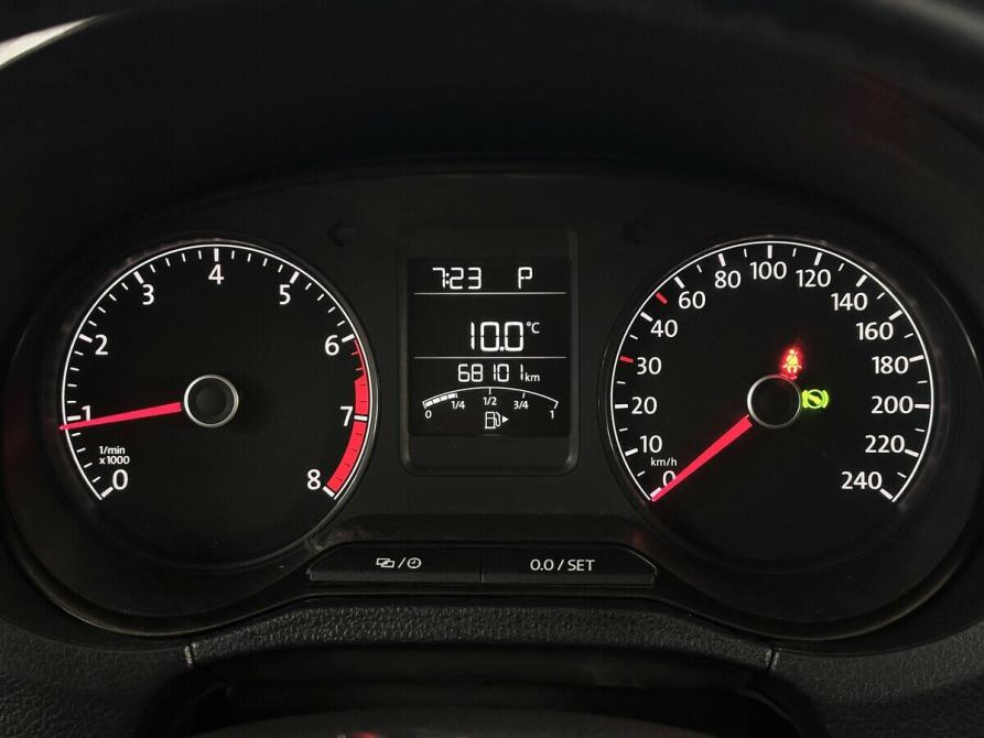 Volkswagen Polo V Рестайлинг Москва  - изображение 6