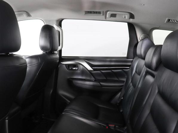 Mitsubishi Pajero Sport III с пробегом 2017 года, цена 3 000 000 рублей, 128595 км, внедорожник, Автокод Объявления