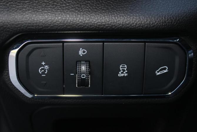 Haval Jolion I с пробегом 2023 года, цена 1 847 000 рублей, 68597 км, внедорожник, Автокод Объявления