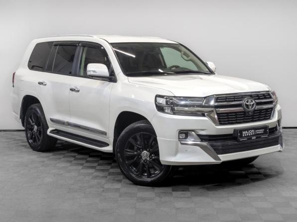 Toyota Land Cruiser 200 Series Рестайлинг 2 с пробегом 2020 года, цена 7 200 000 рублей, 127645 км, внедорожник, Автокод Объявления