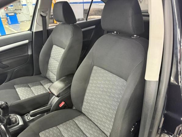 Skoda Octavia II (A5) Рестайлинг с пробегом 2011 года, цена 646 800 рублей, 226576 км, лифтбек, Автокод Объявления