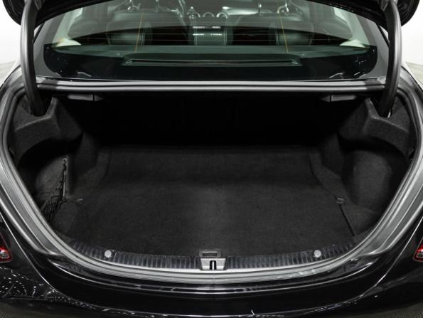 Mercedes-Benz C-Класс IV (W205) Рестайлинг с пробегом 2020 года, цена 2 729 700 рублей, 76646 км, седан, Автокод Объявления
