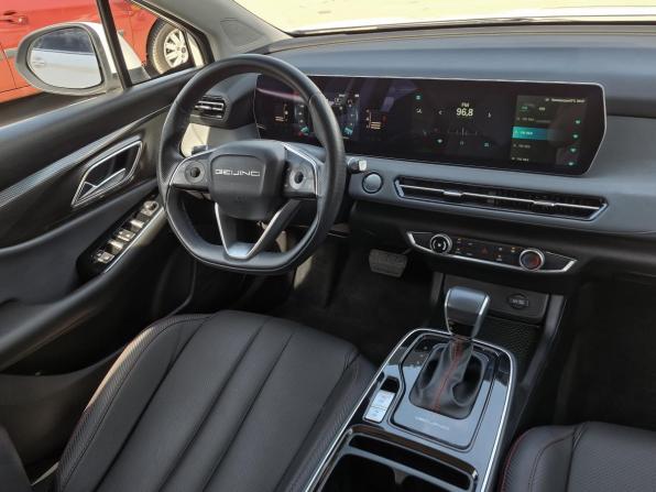 BAIC U5 Plus с пробегом 2023 года, цена 1 335 000 рублей, 38053 км, седан, Автокод Объявления