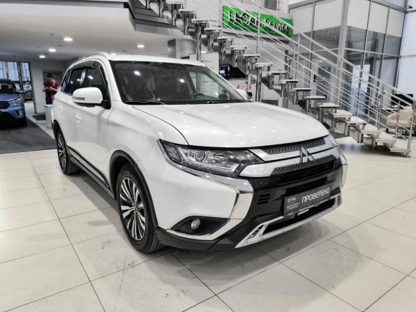 Mitsubishi Outlander III Рестайлинг 3 с пробегом 2020 года, цена 2 350 000 рублей, 118631 км, внедорожник, Автокод Объявления