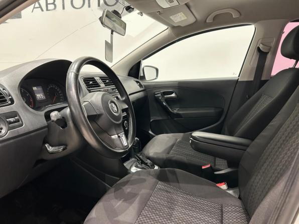 Volkswagen Polo V Рестайлинг с пробегом 2016 года, цена 529 000 рублей, 365812 км, седан, Автокод Объявления