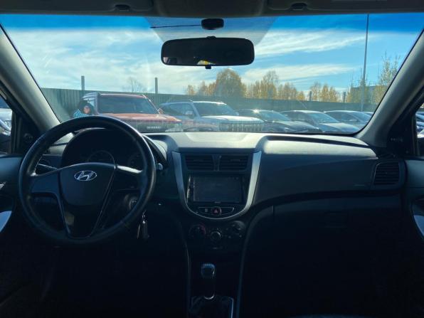 Hyundai Solaris I Рестайлинг с пробегом 2016 года, цена 605 000 рублей, 228976 км, седан, Автокод Объявления