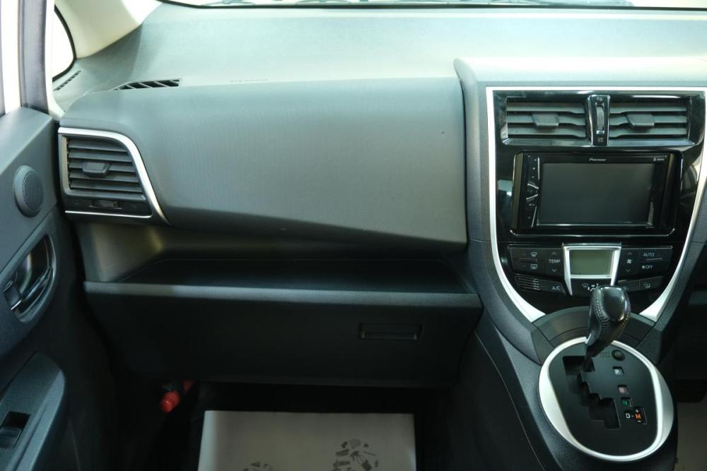 Toyota Ractis II Омск  - изображение 17