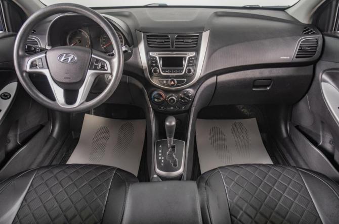 Hyundai Solaris I Рестайлинг с пробегом 2015 года, цена 1 069 000 рублей, 100200 км, седан, Автокод Объявления