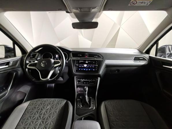 Volkswagen Tiguan II Рестайлинг с пробегом 2022 года, цена 2 599 000 рублей, 36370 км, внедорожник, Автокод Объявления