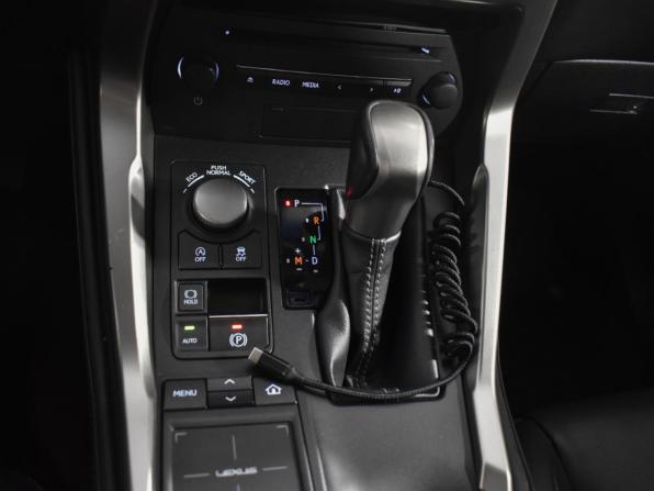 Lexus NX I с пробегом 2016 года, цена 2 475 900 рублей, 149901 км, внедорожник, Автокод Объявления