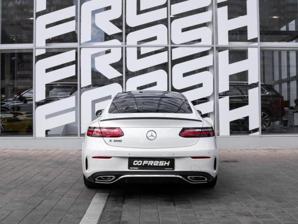 Mercedes-Benz E-Класс V (W213 S213 C238) с пробегом 2017 года, цена 4 240 000 рублей, 98779 км, купе-хардтоп, Автокод Объявления
