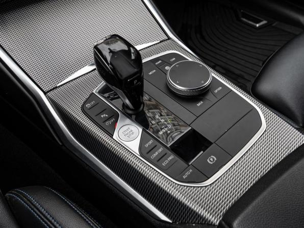 BMW 3 серии VII (G2x) с пробегом 2019 года, цена 3 730 000 рублей, 157048 км, седан, Автокод Объявления