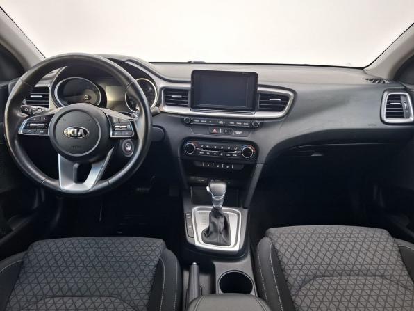 Kia Ceed III с пробегом 2019 года, цена 1 790 000 рублей, 53985 км, хэтчбек, Автокод Объявления