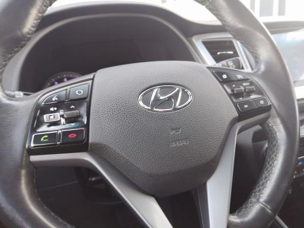 Hyundai Tucson III с пробегом 2018 года, цена 1 879 000 рублей, 134200 км, внедорожник, Автокод Объявления