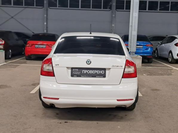 Skoda Octavia II (A5) Рестайлинг с пробегом 2011 года, цена 710 000 рублей, 180000 км, лифтбек, Автокод Объявления