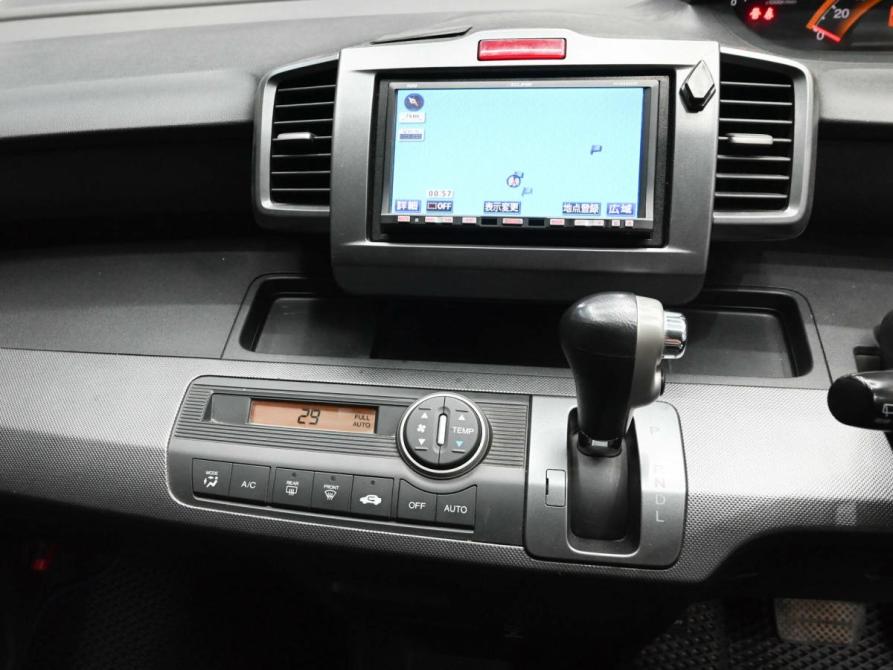 Honda Freed I Екатеринбург  - изображение 16