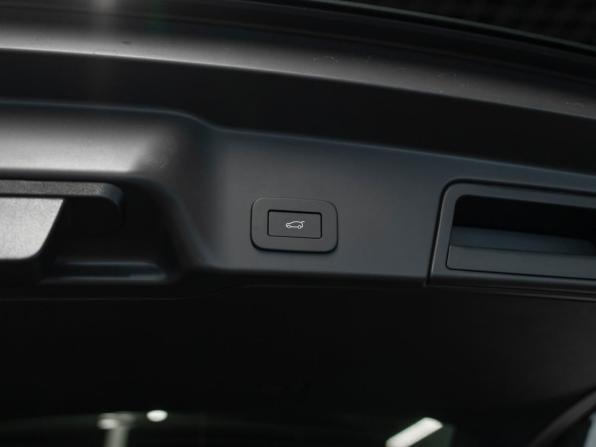 Land Rover Range Rover Evoque II Рестайлинг с пробегом 2025 года, цена 5 580 000 рублей, 50 км, внедорожник, Автокод Объявления