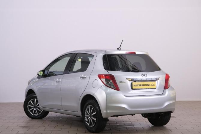 Toyota Vitz III (XP130) с пробегом 2011 года, цена 749 000 рублей, 237288 км, хэтчбек, Автокод Объявления