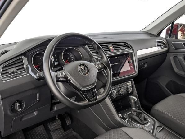Volkswagen Tiguan II с пробегом 2017 года, цена 2 695 000 рублей, 28958 км, внедорожник, Автокод Объявления