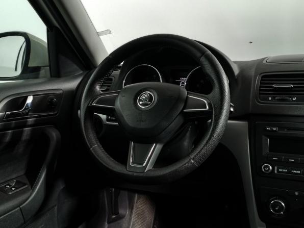 Skoda Yeti I Рестайлинг с пробегом 2014 года, цена 1 037 960 рублей, 173000 км, внедорожник, Автокод Объявления
