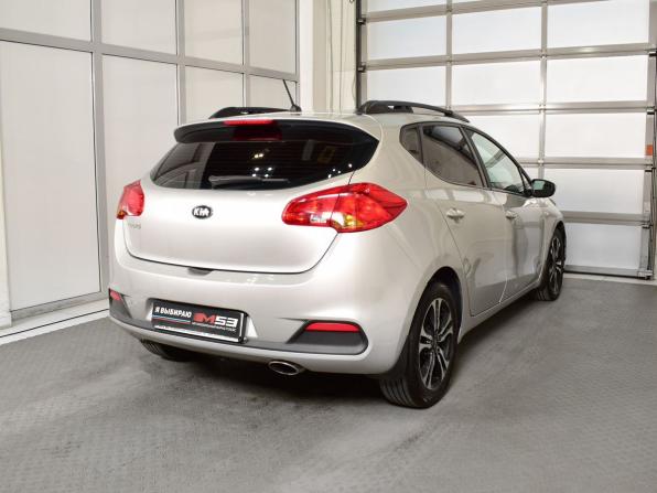 Kia Ceed II с пробегом 2014 года, цена 899 999 рублей, 177686 км, универсал, Автокод Объявления