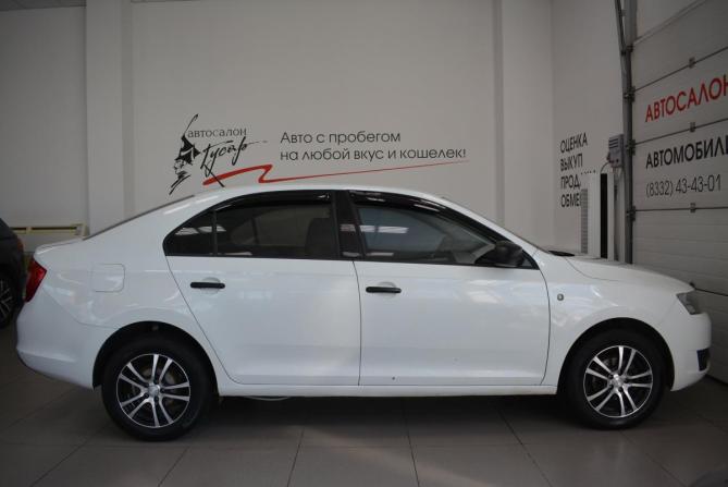 Skoda Rapid I с пробегом 2016 года, цена 849 000 рублей, 165000 км, лифтбек, Автокод Объявления