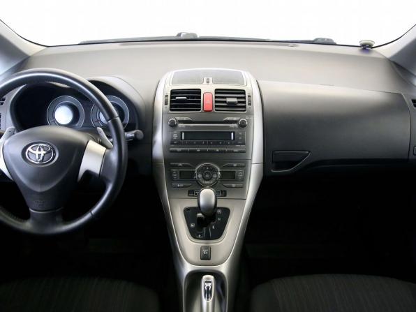 Toyota Auris I с пробегом 2008 года, цена 590 000 рублей, 151949 км, хэтчбек, Автокод Объявления
