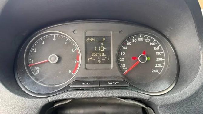 Volkswagen Polo V Рестайлинг с пробегом 2018 года, цена 698 000 рублей, 202769 км, седан, Автокод Объявления