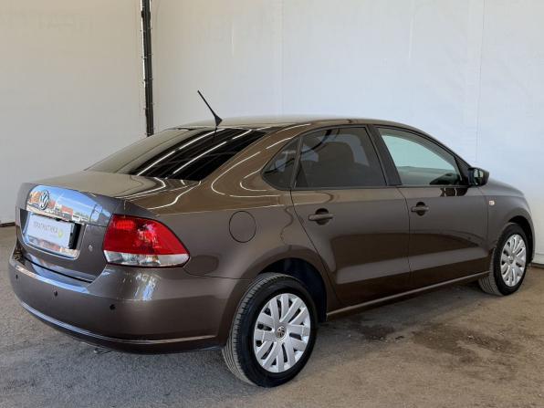 Volkswagen Polo V Рестайлинг с пробегом 2015 года, цена 1 150 000 рублей, 89323 км, седан, Автокод Объявления
