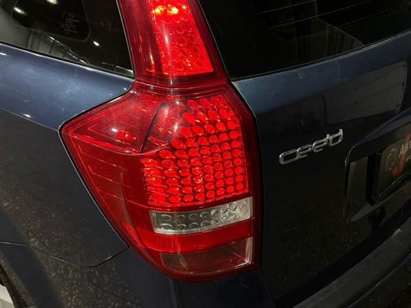 Kia Ceed I Рестайлинг с пробегом 2011 года, цена 622 000 рублей, 183001 км, универсал, Автокод Объявления