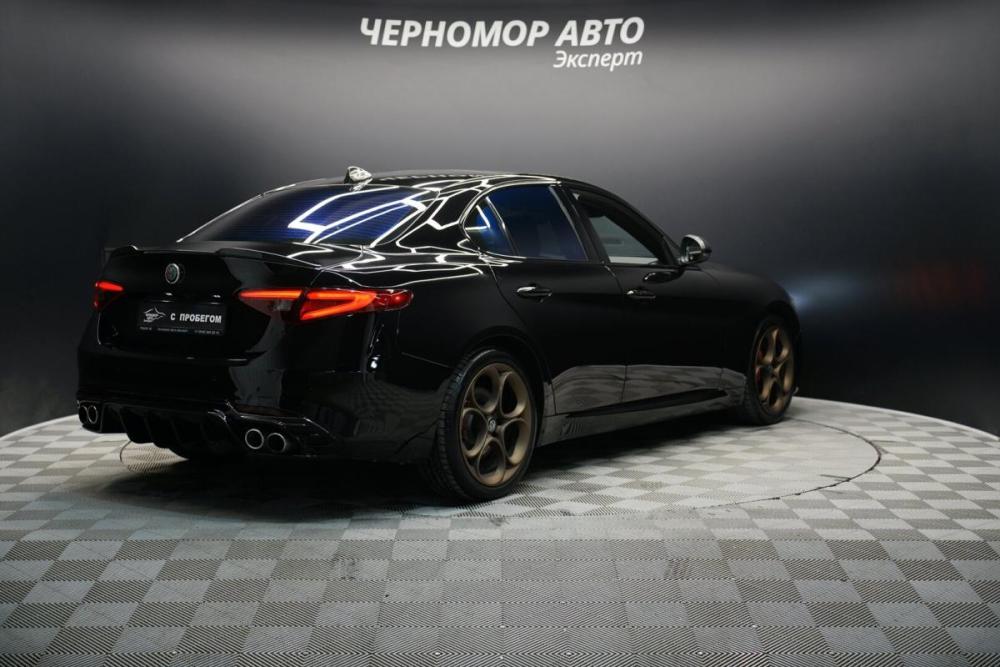 Alfa Romeo Giulia II (952) Рестайлинг Крым  - изображение 5