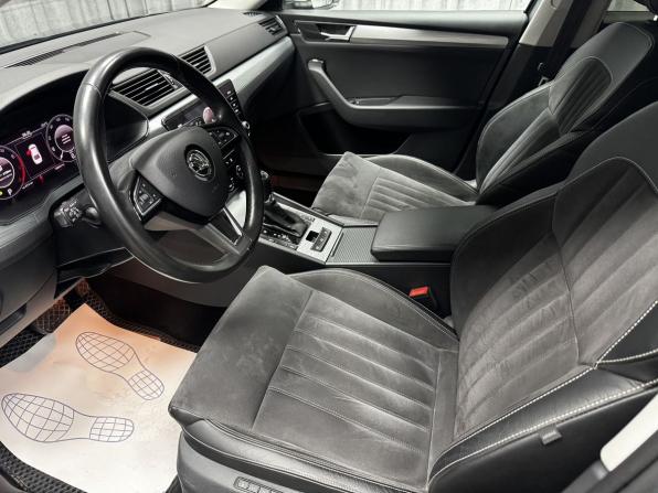 Skoda Superb III Рестайлинг с пробегом 2019 года, цена 2 700 000 рублей, 108063 км, лифтбек, Автокод Объявления