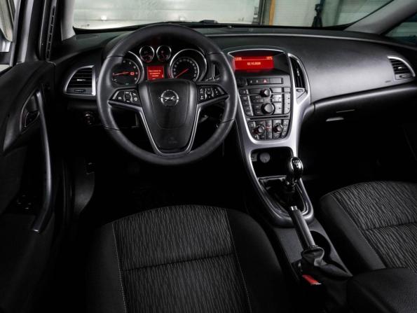 Opel Astra J Рестайлинг с пробегом 2013 года, цена 999 000 рублей, 96197 км, хэтчбек, Автокод Объявления