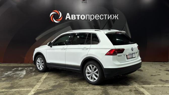 Volkswagen Tiguan II с пробегом 2018 года, цена 2 045 000 рублей, 149465 км, внедорожник, Автокод Объявления