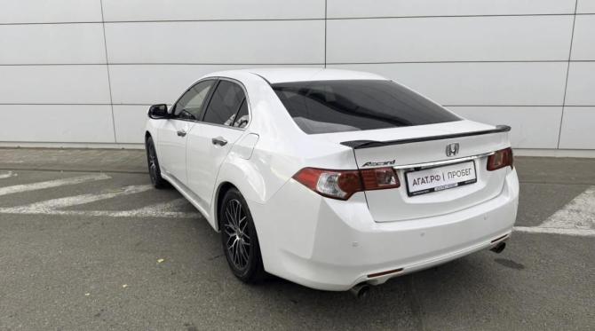 Honda Accord VIII Рестайлинг с пробегом 2012 года, цена 1 330 000 рублей, 163599 км, седан, Автокод Объявления