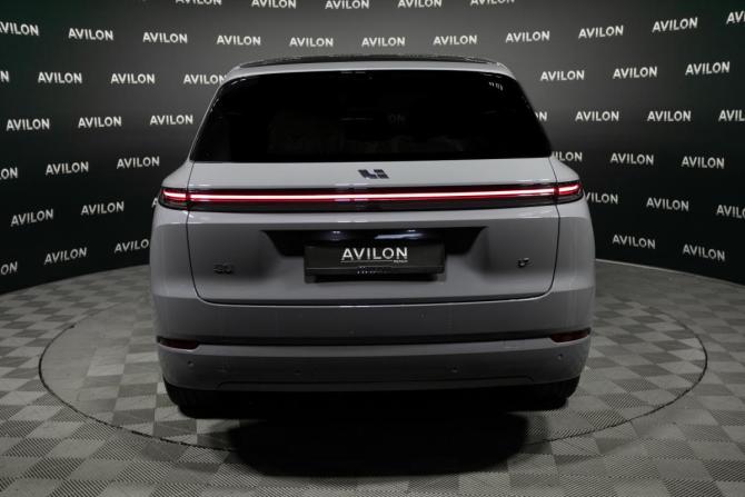 Новый Li Auto (Lixiang) L7 I Рестайлинг 2025 года, цена 10 950 585 рублей, внедорожник, Автокод Объявления