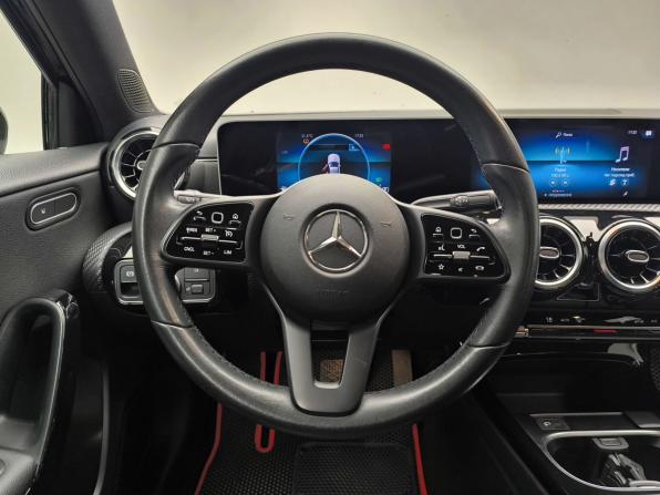 Mercedes-Benz A-Класс IV (W177) с пробегом 2018 года, цена 2 524 000 рублей, 70750 км, хэтчбек, Автокод Объявления