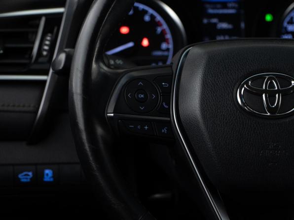 Toyota Camry VIII (XV70) с пробегом 2019 года, цена 2 247 077 рублей, 188641 км, седан, Автокод Объявления
