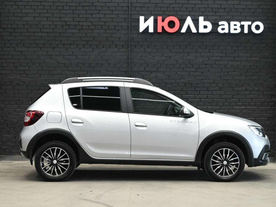 Renault Sandero II Рестайлинг Екатеринбург  - изображение 9