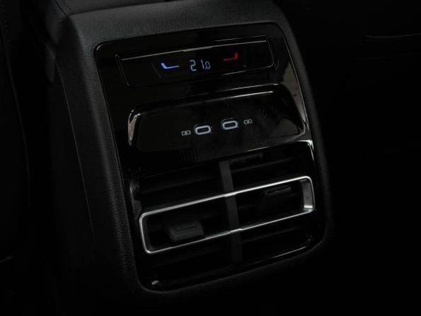 Volkswagen Tiguan III (China Market) с пробегом 2026 года, цена 5 090 000 рублей, 42 км, внедорожник, Автокод Объявления