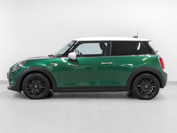 Mini Hatch III (F55/F56) Рестайлинг с пробегом 2021 года, цена 2 250 000 рублей, 77313 км, хэтчбек, Автокод Объявления