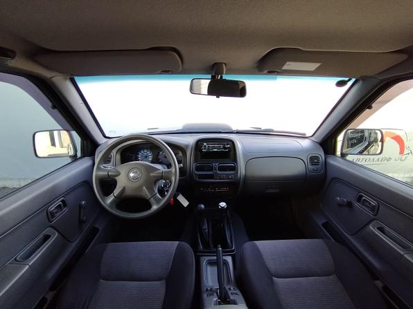 Nissan NP300 с пробегом 2012 года, цена 1 100 000 рублей, 205939 км, offers.body_type.unknown, Автокод Объявления