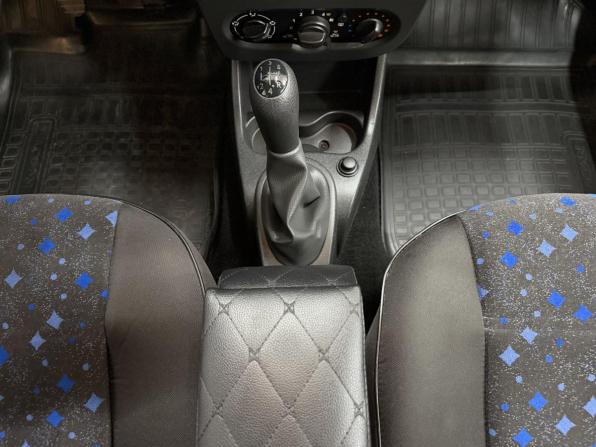 Renault Logan I Рестайлинг с пробегом 2013 года, цена 350 000 рублей, 190921 км, седан, Автокод Объявления