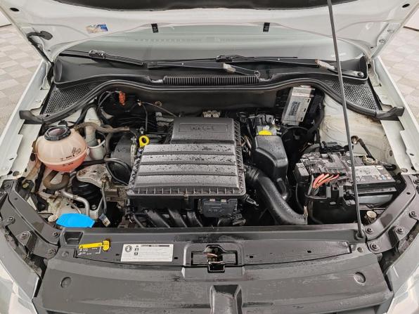 Volkswagen Polo V Рестайлинг с пробегом 2019 года, цена 1 175 000 рублей, 112007 км, седан, Автокод Объявления